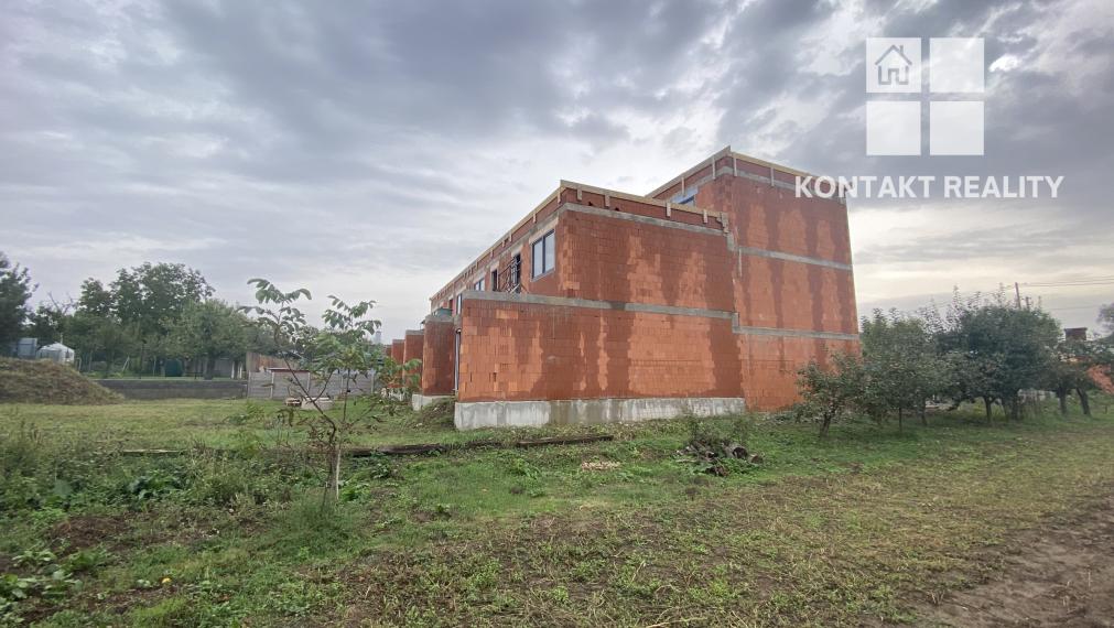 Rodinný dom 192 m2 + garáž, Nižná Hutka, blízko Košic