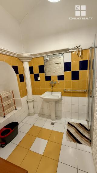 Na prenájom 2 izb. byt, ul. Hlavná, Staré mesto, Centrum + parkovanie