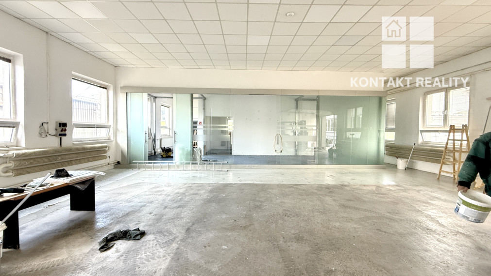 Obchodný priestor, sklad, výrobná dielňa 294 m2 (rampa s nájazdom)