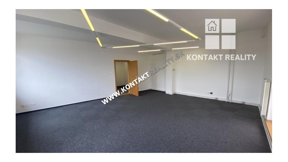 Kancelársky priestor 200 m2, balkón, parkovacie miesta