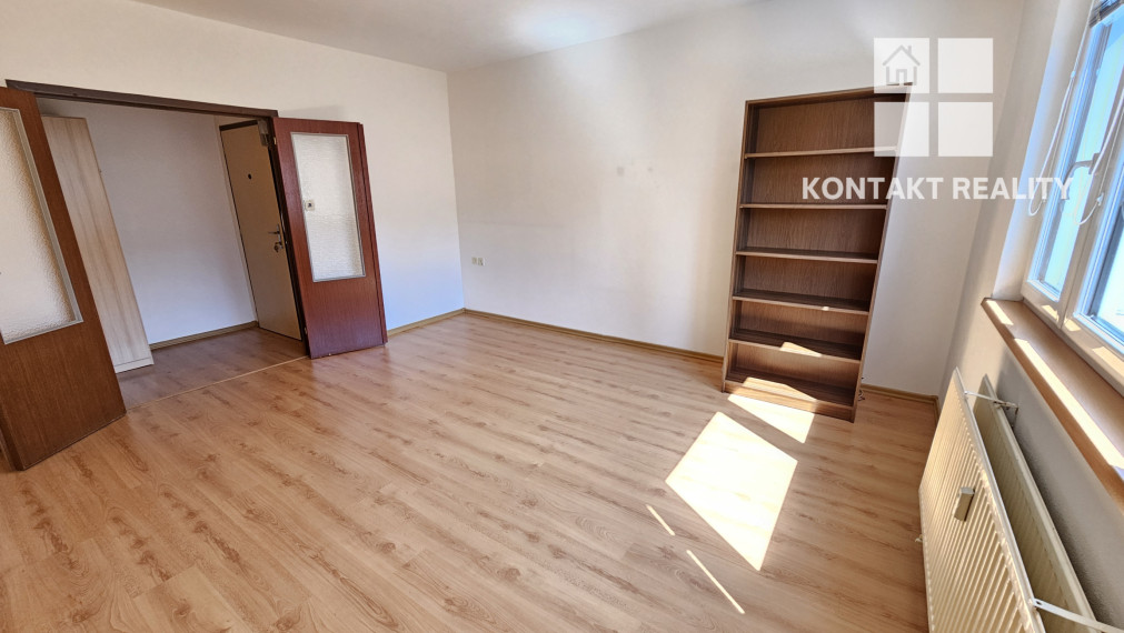Na predaj 1 izb. byt v tichej lokalite KVP, Titogradská ulica