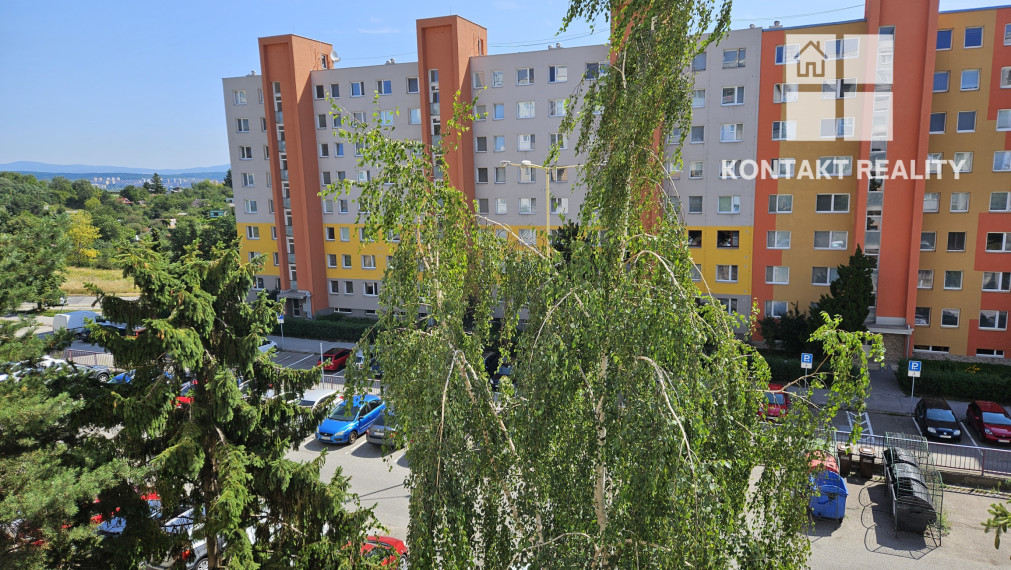 Na predaj 1 izb. byt v tichej lokalite KVP, Titogradská ulica