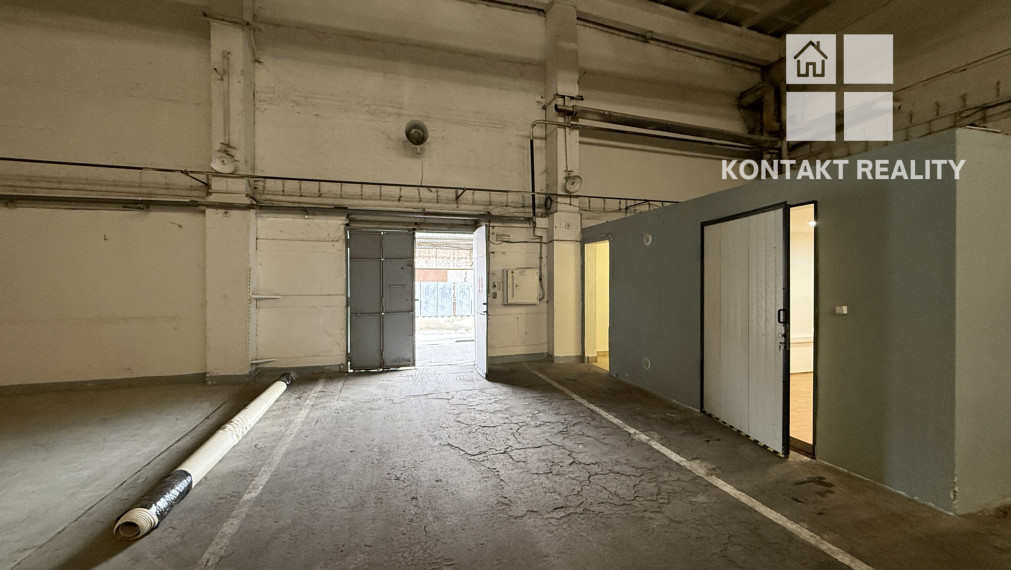 Skladové priestory a objekty, Slanecká, Nad Jazerom, 631m2, rampa, Košice IV
