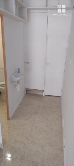 Obchodný - kancelársky priestor 25 m2 ul. Alžbetina, Staré mesto, Centrum