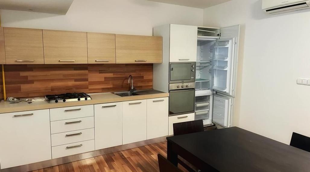 Na prenájom3 izb. byt, Mlynská, Staré mesto, 89m2, balkón, Centrum