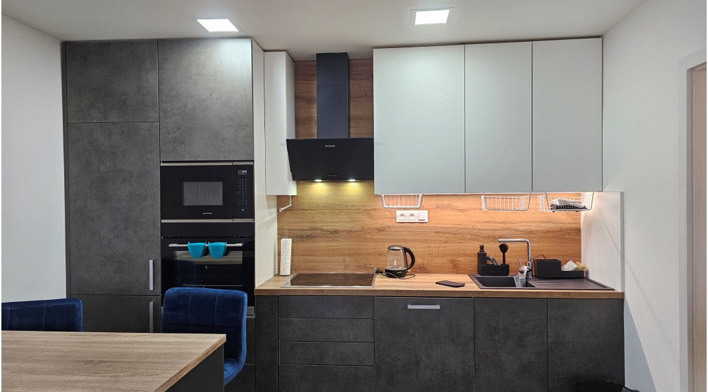 Komplet zrekonštruovaný byt 42 m2, ul. Karpatská Staré mesto, Kuzmányho