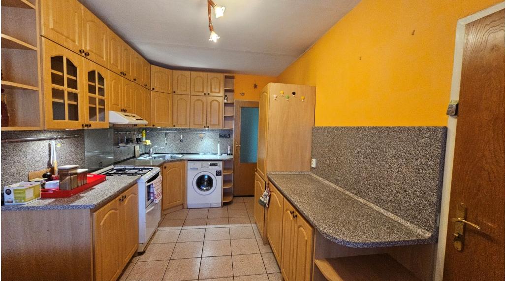 3 izb. byt, Jánošíkova, Juh, 68m2, čiast. rek., Košice IV