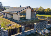 Na predaj NOVOSTAVBA 4 izb. domu, pozemok 485 m2,  Košický Klečenov Košice Okolie - fotografia 1