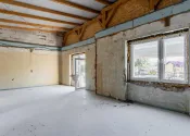 Nehnuteľnosť vhodná na podnikanie alebo bývanie blízko centra - fotografia 18