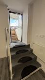 Obchodný priestor 160m2, prístrešok/sklad 32 m2, MČ JUH