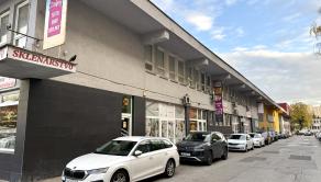 Obchodné priestory na prízemí, Trieda SNP, Západ, 250m2, čiast. rek., Košice II