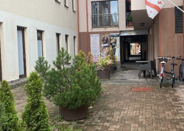 Obchodný / kancelársky pr., 27 m2 ul. Masiarska - Hlavná, pasáž Valentína