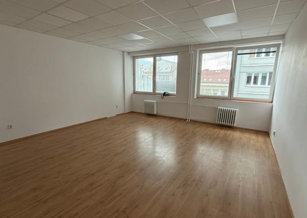 Kancelária o výmere 42 m2, Staré mesto, ul. Mlynská