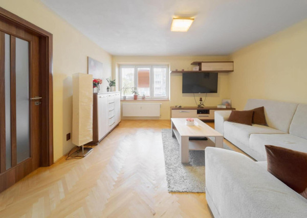 2 izb. byt, Letná, Sever, 59m2, kompl. rek., 2.p Košice I