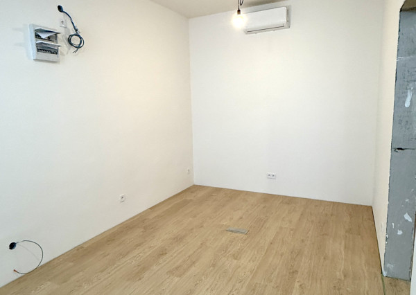 Pripravujeme kancelársky priestor  72 m2, Kováčska, Staré mesto