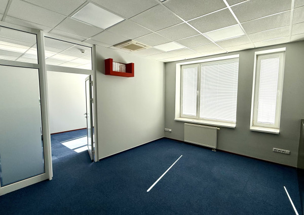 Na prenájom kancelársky priestor 44 m2 ul. Mlynská, Centrum, Staré Mesto Košice
