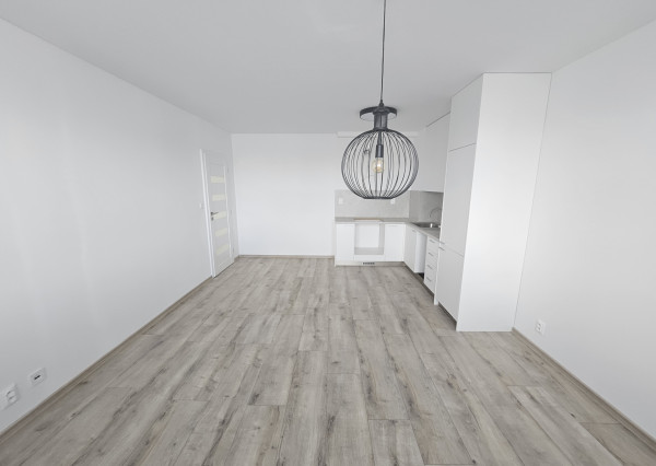 Na predaj moderný 2-izbový byt s vlastným parkovacím miestom