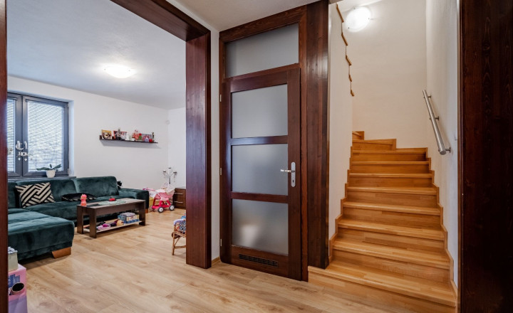 Na predaj 5 izb. rodinný dom vo vyhľadávanej mestkej časti Košice Krásna - fotografia 11