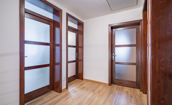 Na predaj 5 izb. rodinný dom vo vyhľadávanej mestkej časti Košice Krásna - fotografia 9