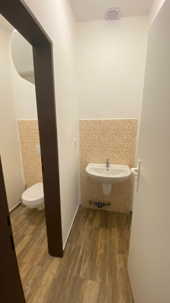 Obchodný / kancelársky pr., 27 m2 ul. Masiarska - Hlavná, pasáž Valentína - fotografia 9