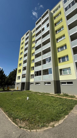 Rezervované! 3 izb. byt, ulica SNP Sečovce 72 m2, lodžia, čiast. rek. - fotografia 11