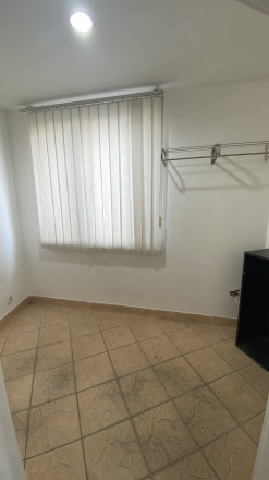 Obchodný priestor alebo suchý sklad 59 m2, Južná trieda - fotografia 10