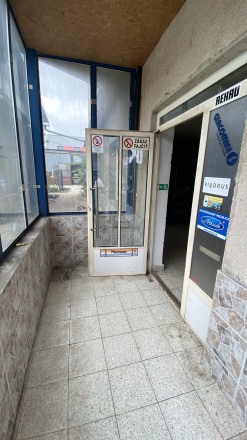Obchodný priestor alebo suchý sklad 59 m2, Južná trieda - fotografia 8