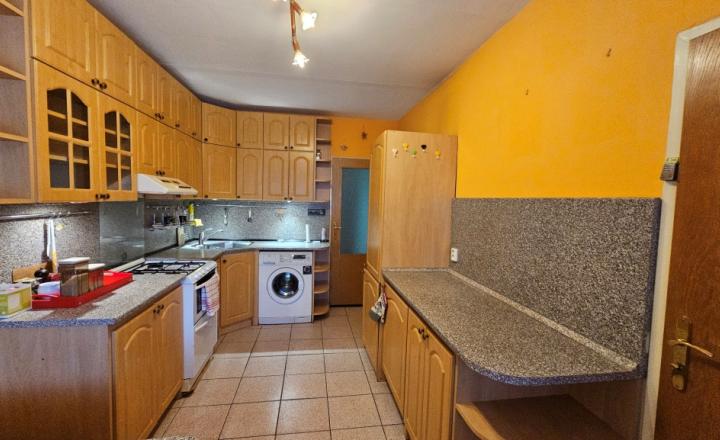 3 izb. byt, Jánošíkova, Juh, 68m2, čiast. rek., Košice IV - fotografia 1