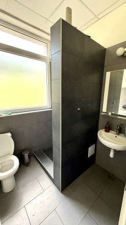 Obchodný priestor, sklad, výrobná dielňa 294 m2 (rampa s nájazdom) - fotografia 6