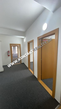 Kancelársky priestor 200 m2, balkón, parkovacie miesta - fotografia 4