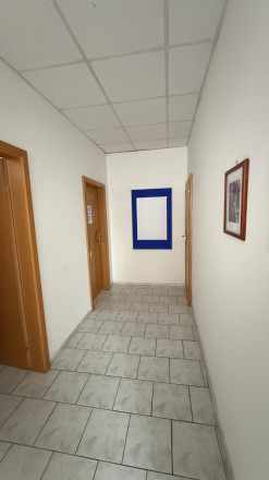 Na prenájom kancelársky priestor  68 m2 MČ Sever - fotografia 5