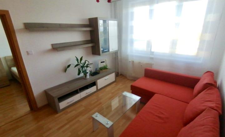 Novinka v ponuke na predaj 1,5 izb. byt Miškovecká - fotografia 2