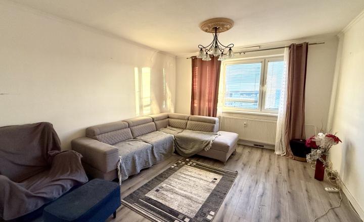 Na predaj 3 izb. byt s lodžiou 64 m2 na ulici Hemerkova v MČ Košice – Sídlisko KVP - fotografia 3