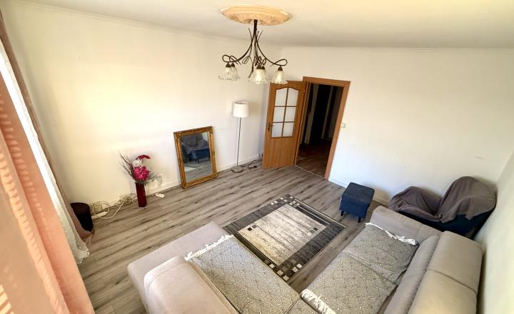 Na predaj 3 izb. byt s lodžiou 64 m2 na ulici Hemerkova v MČ Košice – Sídlisko KVP - fotografia 4