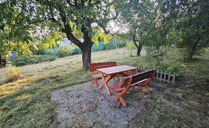 Na predaj chata s pozemkom – záhradkárska osada Svinica - fotografia 8